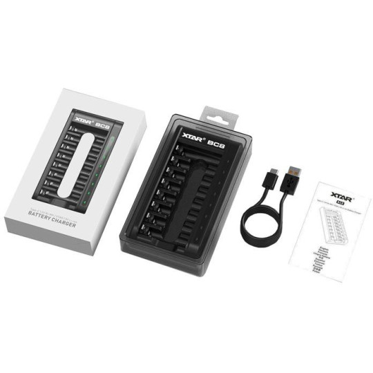 Ładowarka do akumulatorów cylindrycznych Li-ion 1,5V / Ni-MH AA / AAA Xtar BC8